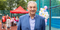 Депутат Госдумы Владислав Третьяк посетил тренировку по мини-футболу в рамках проекта «Дворовый тренер», фото - Мой район