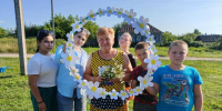 Проект «Твой герой»: Ученики школы с. Сюзюм поздравили семьи участников СВО с Днем семьи, любви и верности - Кузнецкий район