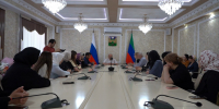 В Хасавюрте отметили волонтеров онлайн-голосования по проекту «Формирование комфортной городской среды» - Администрация МО г. Хасавюрт