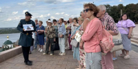 Пешеходную экскурсию для активистов ТОС провели городовые - Газета День города. Нижний Новгород