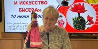 В Культурном центре семейного чтения и досуга им. П. А. Михина с большим успехом прошло открытие выставки «Народная кукла и искусство бисера» — работ Валентины Самохваловой и Натальи Пимоновой. - Город Курск