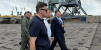 Юрий Слюсарь посетил Таганрог после массированной атаки БПЛА и встретился с эвакуированными жителями - Газета Родионово-Несветайский вестник
