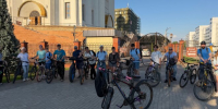 В честь Дня семьи, любви и верности в Альметьевске состоялся велопробег - Альметьевская Епархия