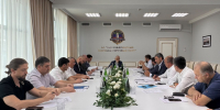 Темирлан Аджиев принял участие в обсуждении развития порта Махачкалы - Министерство транспорта
