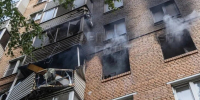 11 человек спасли при пожаре в доме на юге Москвы - M24.Ru