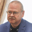 Олег Мельниченко рассказал о пензенце, заключившем соцконтракт на открытие мебельной студии - Пенза-Обзор