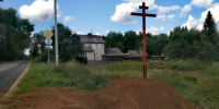 На въезде в Великорецкое установили поклонный крест - Kirov.Online