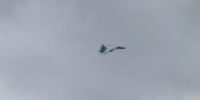 Истребитель СУ-34 заметили в небе над Новосибирской областью - Precedent.TV