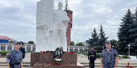 «Память о подвиге жива»: росгвардейцы Нового Оскола отдали дань уважения героям Курской дуги - Росгвардия
