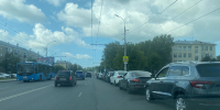 Очередь из 400 машин выстроилась на заправку «Лукойла» - Newsler.Ru