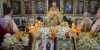 В Неделю 6-ю по Пятидесятнице в Успенском храме г. Мглина почтили память первоверховных апостолов Петра и Павла - Мглинское благочиние