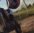 Мотоцикл в щепки: в Махачкале везучий байкер катапультировался во время ДТП и выжил - MosRegToday.Ru