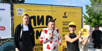 Айдар Салахов приготовил лагман на фестивале «Пир в мир» в Елабуге - Газета Новая Кама