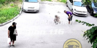 Видео с издевательствами мужчины над маленьким ребенком в Казани проверяет МВД - ИА Татар-информ