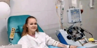 Жительница Новокузнецка нашла своего генетического близнеца и стала донором костного мозга - Министерство здравоохранения