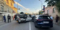 В центре Астрахани произошло тройное ДТП - Астрахань 24