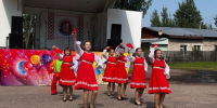 Специалисты Кулотинского Дома культуры провели концертно-игровую программу «Краски лета» - Комитет культуры и туризма