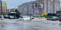 Четыре бригады рабочих спасают Киров от затопления во время мощного ливня - ProGorod.Ru