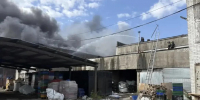 В Ломоносовском районе потушили крупный пожар в производственном ангаре - 47Channel.Ru