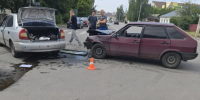 Водитель и пассажир ВАЗа пострадали в ДТП с Хендаем в Ельце - Липецкая ГТРК