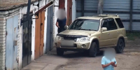 Дроны для атаки аэродрома Украинка собирали в гараже: появилось видео с момента задержания исполнителей теракта в Амурской области - Amur.Life