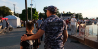 Росгвардеец вернул родным потерявшегося на Дне рыбака ребенка в Астрахани - Газета Волга