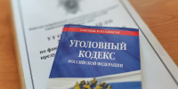В Алейске местный житель предстал перед судом по обвинению в управлении автомобилем, лишённым прав, угрозе убийством и угрозе применения насилия к сотруднику полиции - Следственный комитет