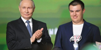 Владимир Путин вручил премию «Всё для Победы!» 19-летнему дагестанцу, спасшему более 20 человек - Газета Молодежь Дагестана