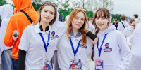 Импровизация, ораторское искусство и лидерство: как прошли первые смены летнего лагеря - Правительство Москвы
