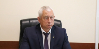 Глава района Александр Головков провел еженедельные встречи с руководителями организаций. - Бутурлиновский район
