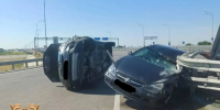 На Пойменной опрокинулся автомобиль после столкновения с «Ситроеном» - Bloknot-Rostov.Ru