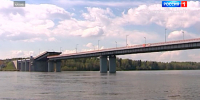 Ладожский мост через Неву разведут в 15:00 - ГТРК Санкт-Петербург