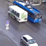 Водитель маршрутного автобуса едва не сбил пешехода в Петрозаводске - StolicaOnego.Ru