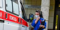 Компания молодых людей напала на врачей в Челябинске - Полит74