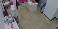 Мошенник подменял компьютерные детали в пунктах выдачи заказов в Воронеже - РИА Воронеж