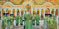 ЕПИСКОП ИРИНЕЙ СОСЛУЖИЛ МИТРОПОЛИТУ ОРЕНБУРГСКОМУ И САРАКТАШСКОМУ ПЕТРУ - Орская Епархия