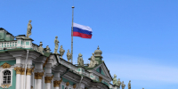 Руферы залезли на Эрмитаж, после чего их забрала полиция - 47 новостей
