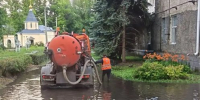 На улице Лихачева ликвидировали подтопление - Ulpravda.Ru