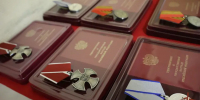 В Белгороде отличившимся росгвардейцам вручены государственные награды - Росгвардия
