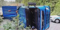 В Карелии перевернулся грузовик с полуприцепом - Gubdaily.Ru