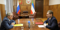 Валентин Коновалов обсудил топливный вопрос с Николаем Шульгиновым                                                               - ИА Хакасия