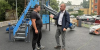 В поселке Селятино строят новую детскую площадку по нацпрограмме - MosRegToday.Ru