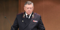 Замглавы МВД Зубов: Приезжающие в Россию мигранты будут обязаны купить телефон - Вечерняя Москва