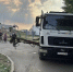 Омский мусоровоз случайно продырявил дом по заказу местной администрации - СуперОмск