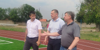 Стадион «Шахтёр» в Брянке преображается: Министр спорта ЛНР оценил ход реконструкции - Город Брянка