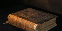 Бережная оцифровка старинных книг: в НГТУ представили новую разработку | ФОТО Danika Perkinson on Unsplash - С.-Петербургские ведомости