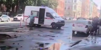 Асфальт провалился в центре Петербурга во время испытаний теплосетей - Комсомольская правда