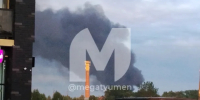 Понадобилось 12 часов: тюменские спасатели потушили пожар в селе Яр, вызвавший в небе над городом густой чёрный дым - MegaTyumen.Ru