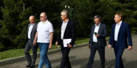 Губернатор Олег Мельниченко осмотрел ДК, сквер и сельхозпредприятие в Вадинском районе - SMI58.Ru