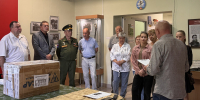 Личные вещи кировского лётчика-героя передали в Музей воинской славы - Краеведческий музей